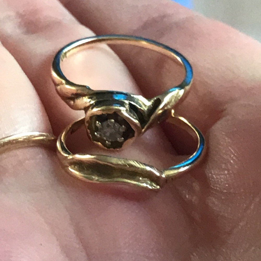 Elegant Gold Diamond Ring Set. 2 rings.